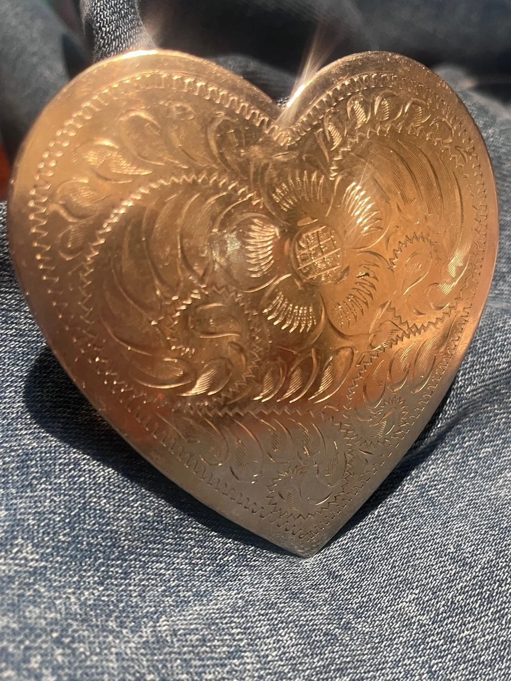 N/A vintage heart
